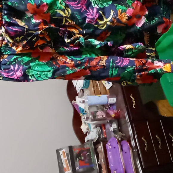 Liz Banks Limited shorts - Picture 3 of 6